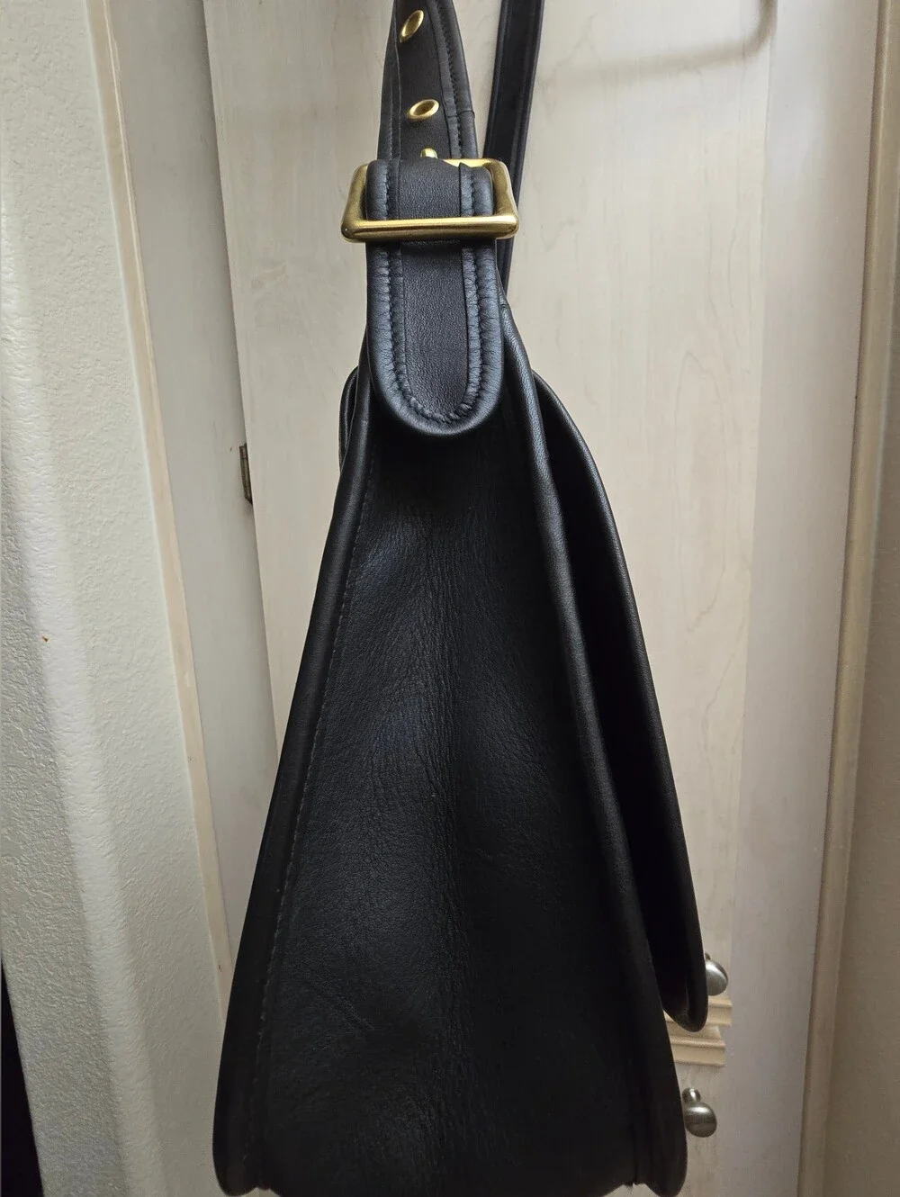 Vintage Coach Black Leather Zip-Top Crossbody with Gold Hardware